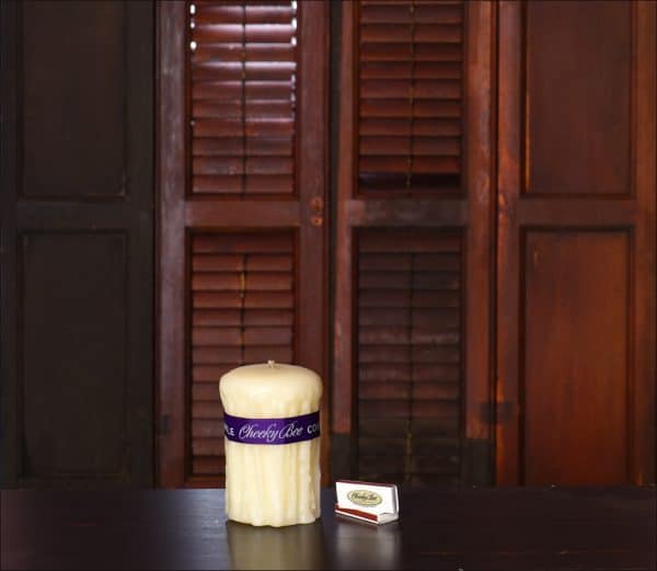 #06 - Signature Drip Pillar - Ivory - Image 3